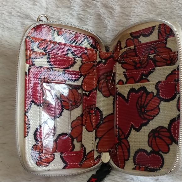 ✳️3/$20✳️ Saks Mini Wristlet Wallet - Picture 6 of 11